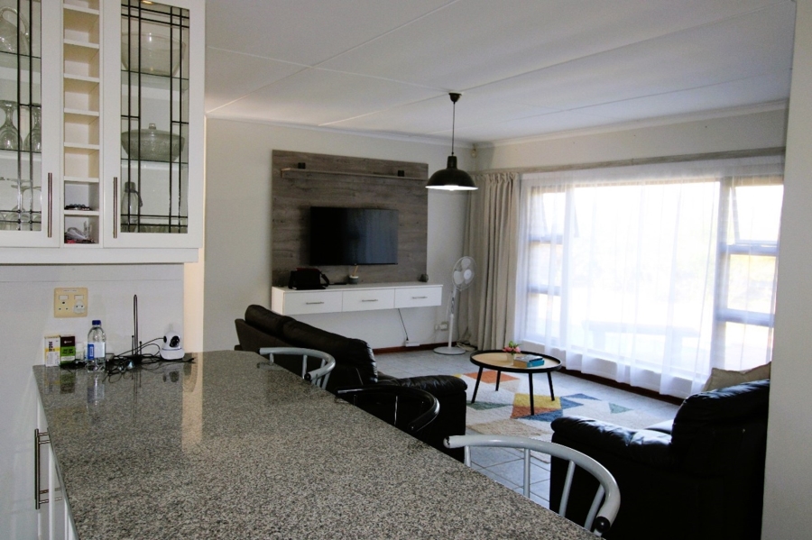 To Let 3 Bedroom Property for Rent in Gonubie Eastern Cape